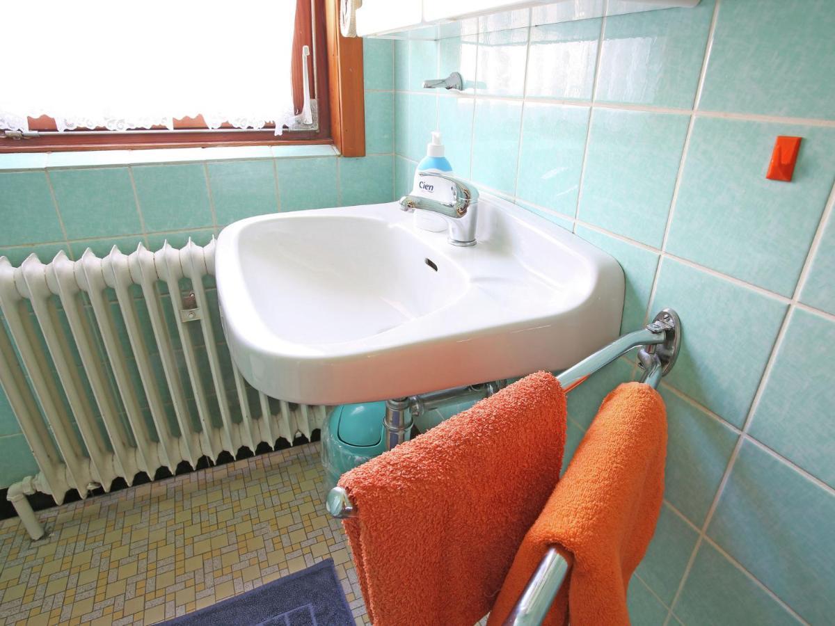 Secluded Apartment In Medebach With Terrace ภายนอก รูปภาพ